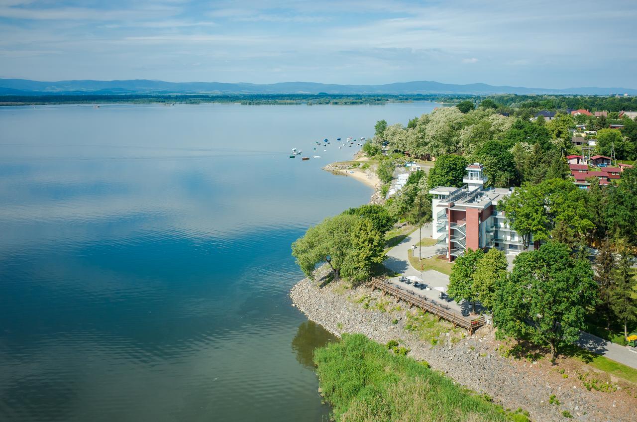 Hotel Osrodek Wypoczynkowy Rybak à Nysa Extérieur photo